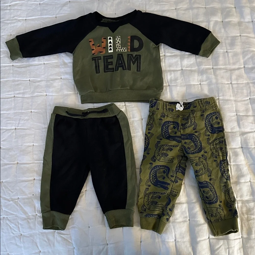 11 piece 12mo. Cute Baby Boy Animal themed Clothes (040) - Picture 2 of 16